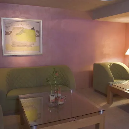 Divesta - Self Check In Hotel Warna