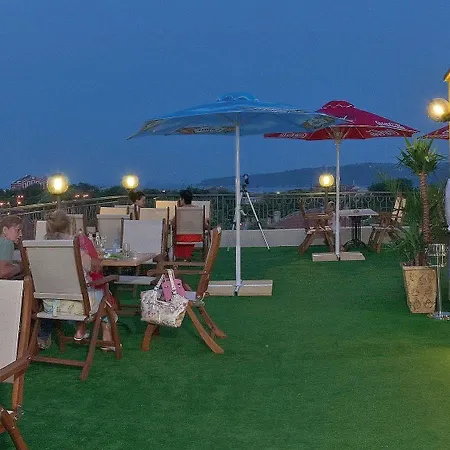 Hotel Divesta - Self Check In Warna