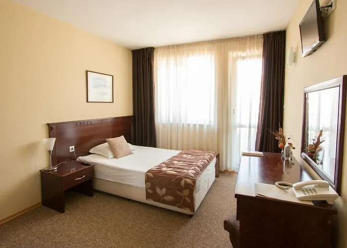 Divesta - Self Check In 3* Warna