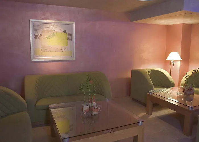 Divesta - Self Check In Hotel Warna