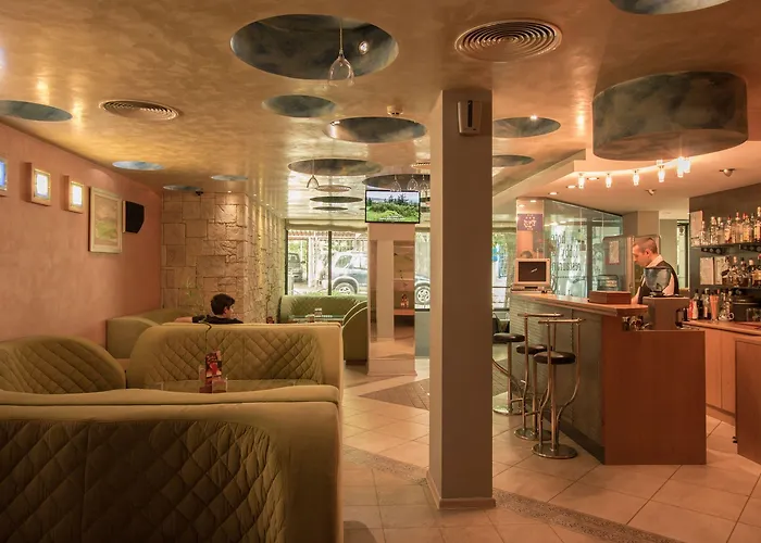 Divesta - Self Check In Hotel Warna