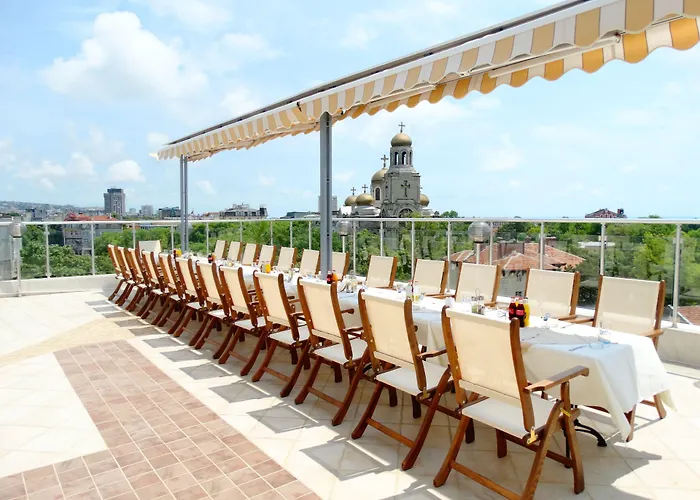 Divesta - Self Check In 3* Warna