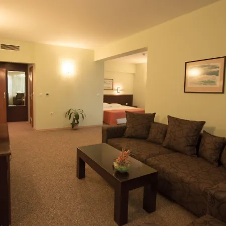 Divesta - Self Check In Hotel