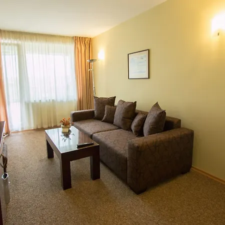 Divesta - Self Check In 3* Varna